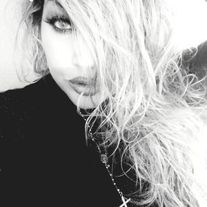 Meet your Posher, Christy